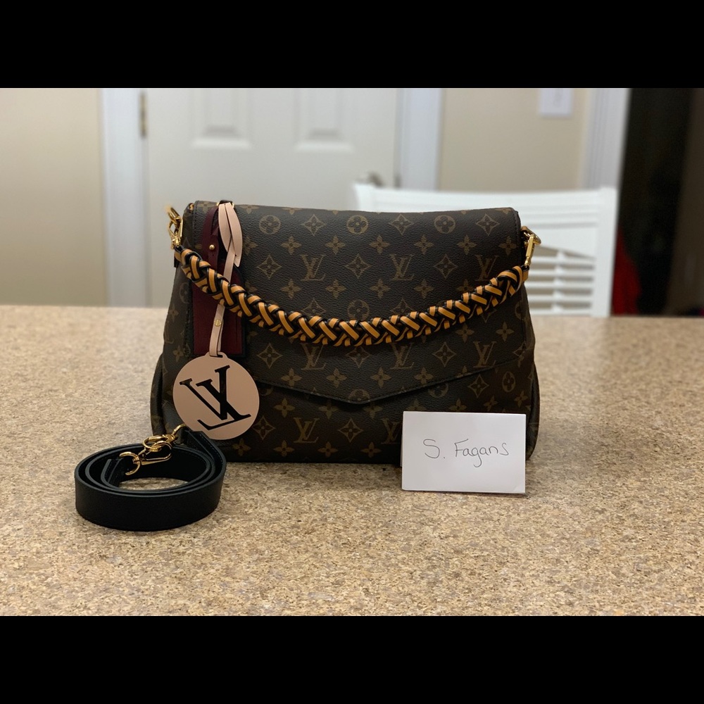 RARE Louis Vuitton Beaubourg MM LIMTED EDITION!!